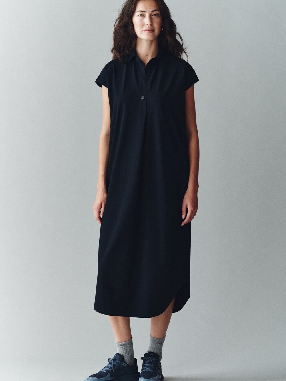 Penn & Ink Navy Blue Stretch Techno Fabric Nash Dress 36 S